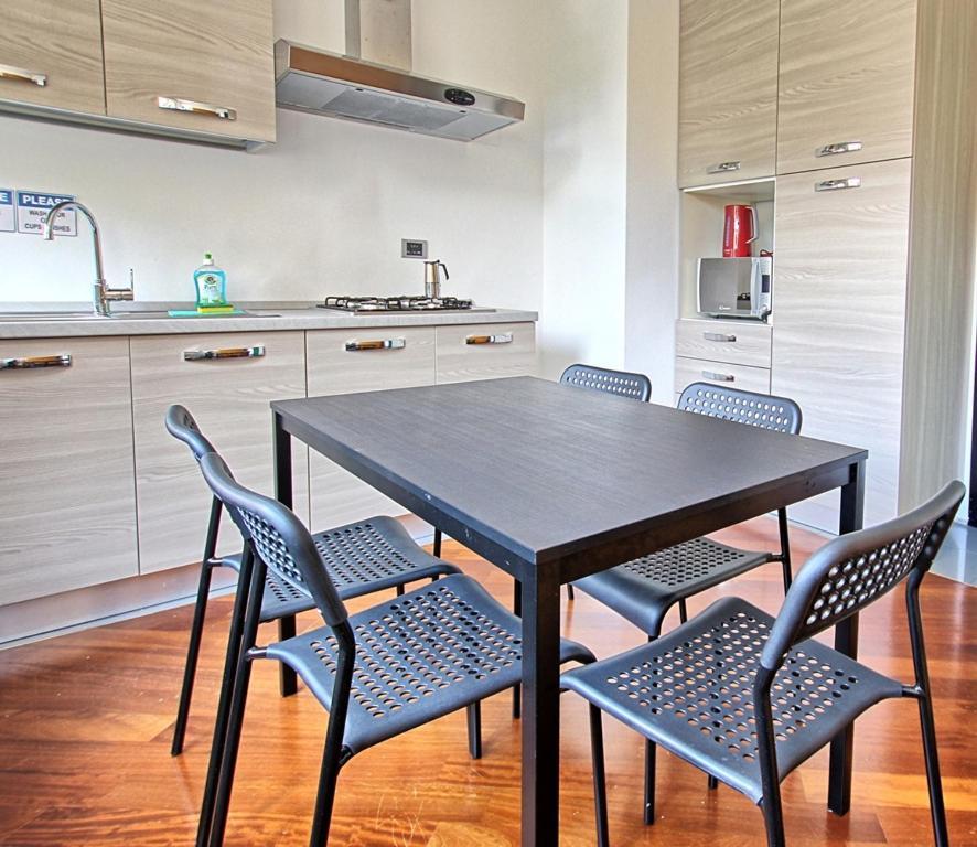 Casa Aurora Self Catering Studio Como Vacanze エクステリア 写真